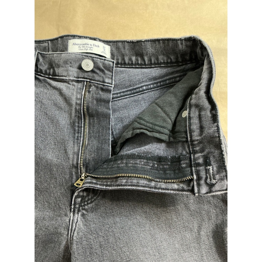 Abercrombie Women 90s Straight Ultra High Rise Black Distressed Denim 27 Grunge - Picture 7 of 11